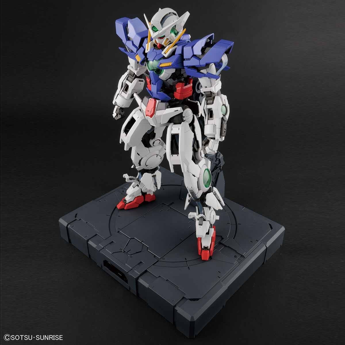 PG Gundam Exia + LED/Lighting Kit