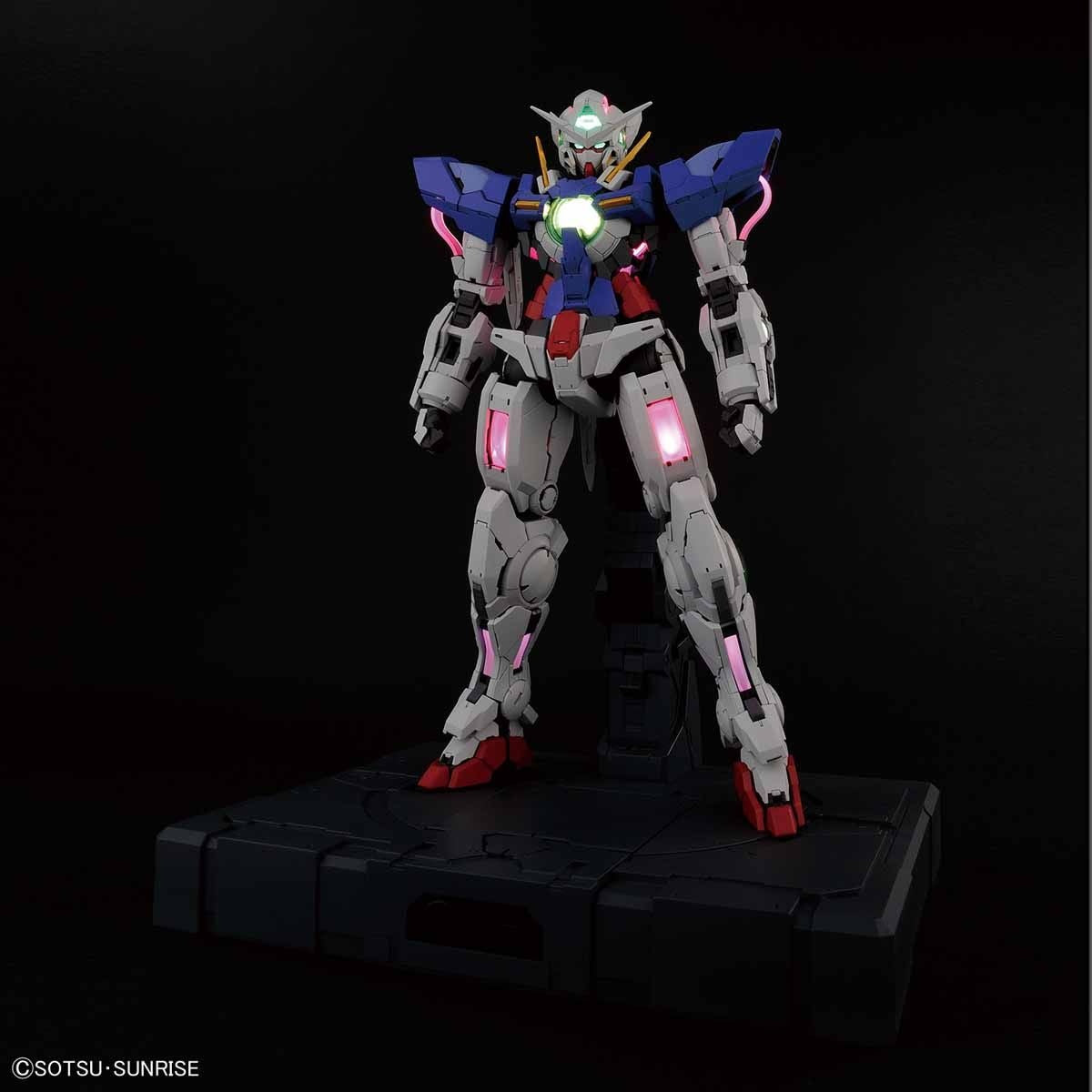PG Gundam Exia + LED/Lighting Kit