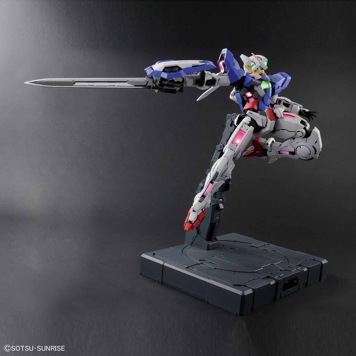 PG Gundam Exia + LED/Lighting Kit