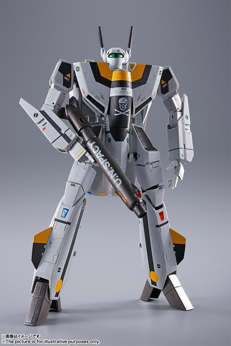 DX Chogokin VF-1S Valkyrie Roy Focker Special (First Limited Edition)