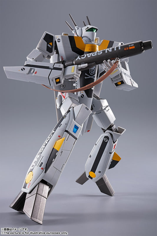 DX Chogokin VF-1S Valkyrie Roy Focker Special (First Limited Edition)