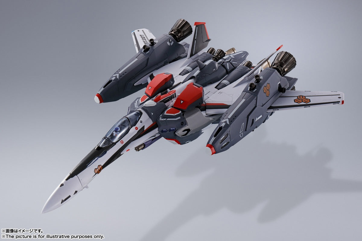DX Chogokin VF-25F Super Messiah Valkyrie (Alto Saotome) Revival Ver.